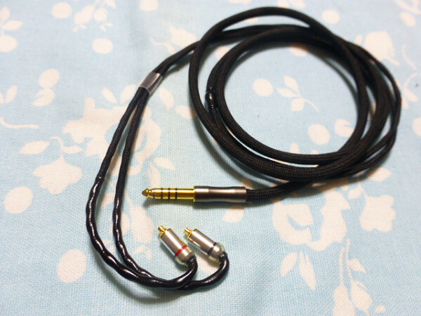 切り込み入り MMCX ケーブル MOGAMI 2944 4.4mm5極 トープラ販売 超々スリム SHURE Campfire Audio JVC Westone