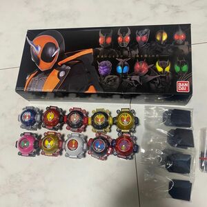 仮面ライダーゴースト　レジェンドアイコンセット