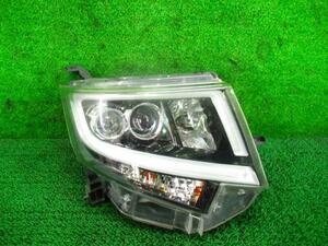 ダイハツ ムーヴ DBA-LA150S 右ヘッドランプ ヘッドライト ライト LED 100-69010 81145-B2060