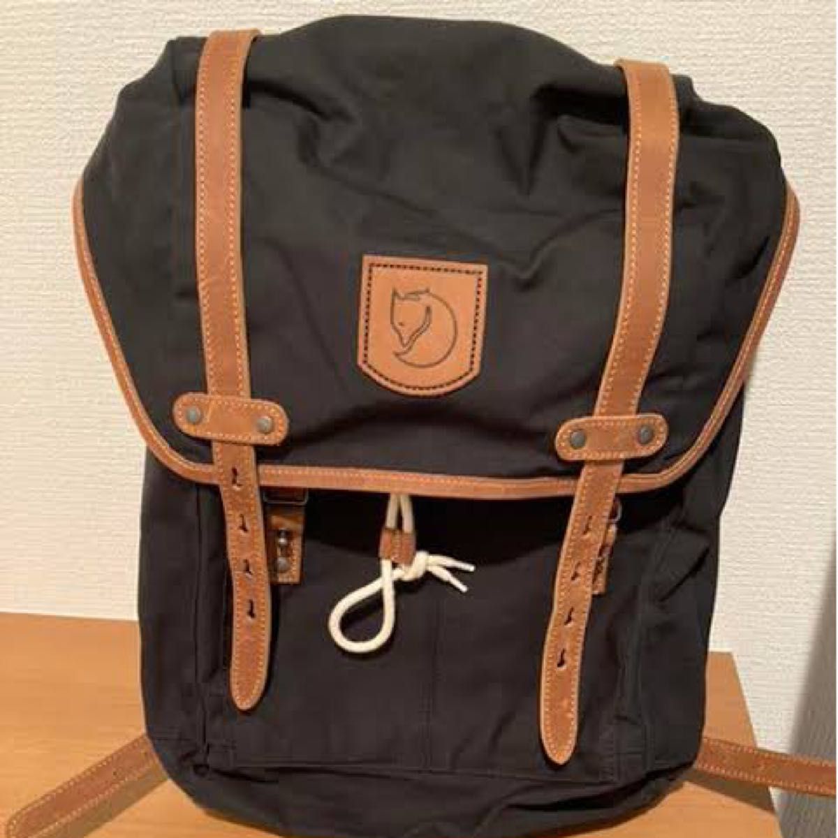 新品未使用タグ付き フェールラーベン Rucksack No 21 Medium FJ24205