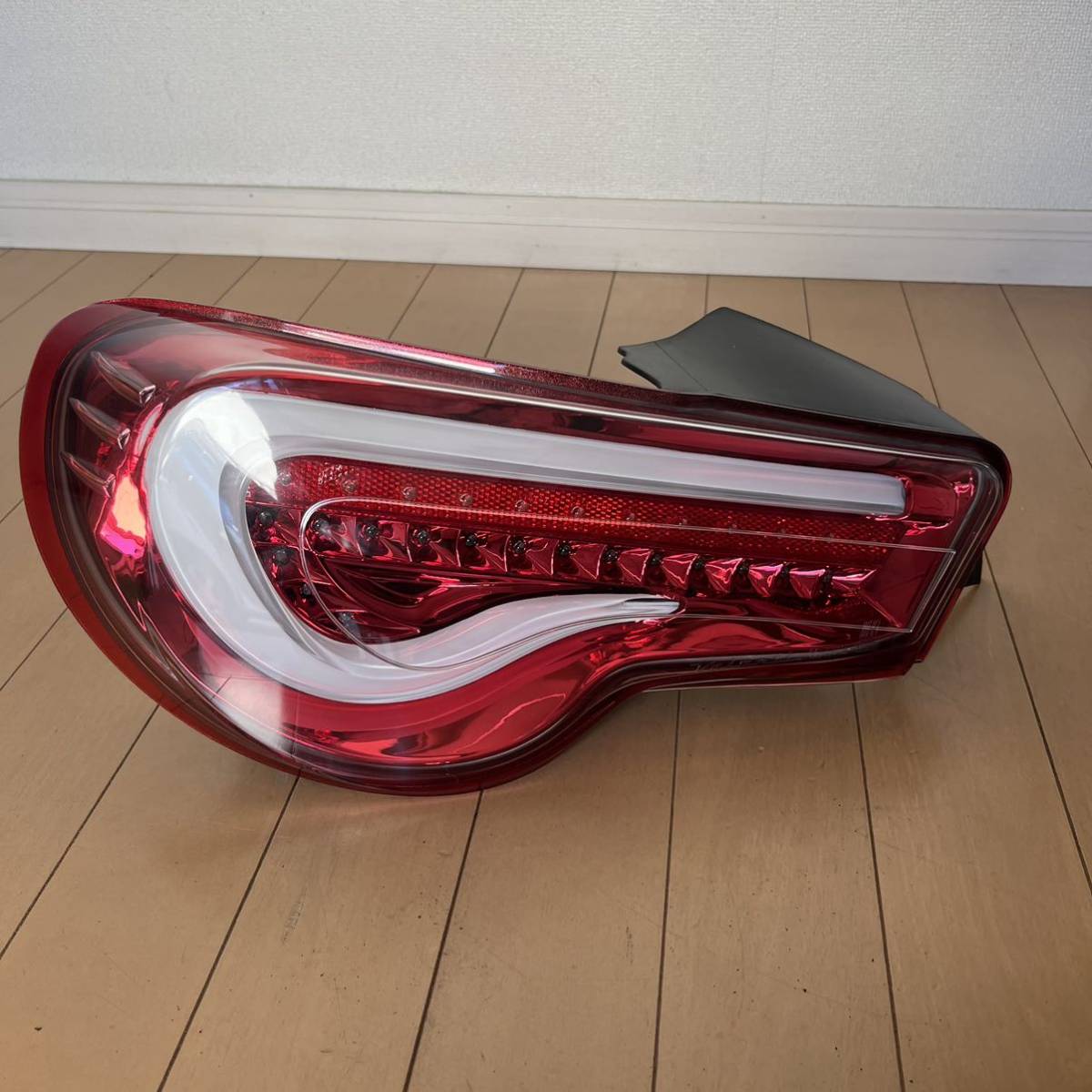ヤフオク! テールの落札相場・落札価格