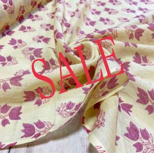 《SALE》インド綿　コットンボイル　花柄生地　生地幅×50