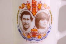 送料無料 定形外 美品 フランス Arcopal アルコパル 1981年7月29日 チャールズ皇太子＆ダイアナ妃ご成婚記念 マグ マグカップ ミルクグラス_画像5