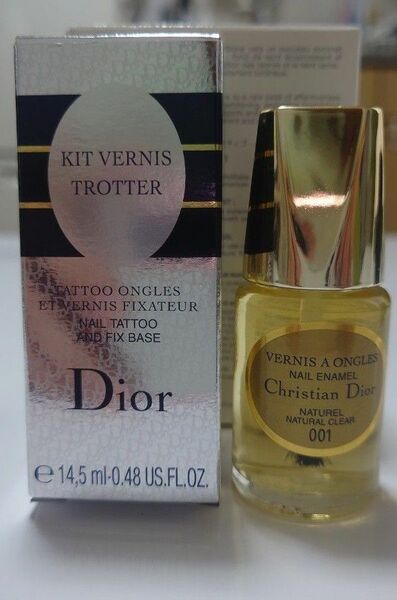 Christian　Dior　ディオール　ネイル　Nail　Natural　clear　001 enamel　