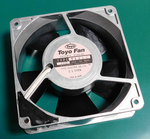 TOYO T125C (AC200V FAN/12cm角) [管理:KL664]