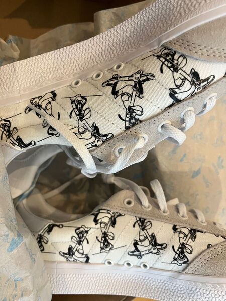 SALE!! adidasシューズ new ディズニー