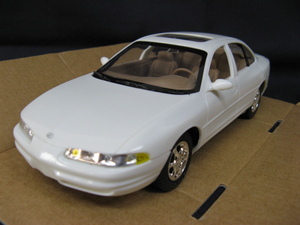 SALE !! / AMT-ERTL / 1998 OLDSMOBILE INTRIGUE PROMO 1/25 箱付 !! / JO-HAN / MPC / オールズモビル・イントリーグ