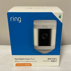 Amazon センサーライト付き屋外カメラ　ホワイト　Ring Spotlight Cam Plus, Battery 