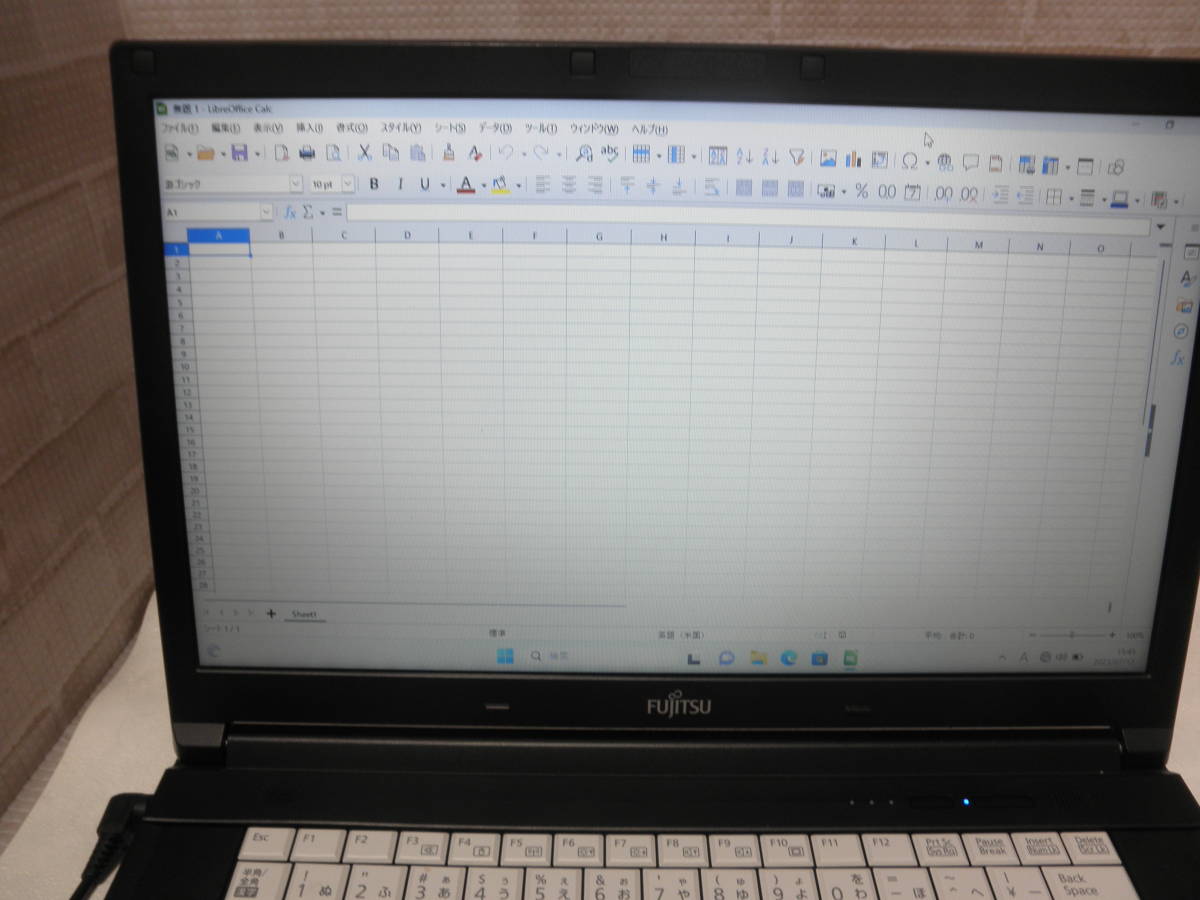 富士通FUJITSU LIFEBOOK A577/S Intel Core i5-7300U メモリ4GB