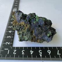 【E22000】マラカイトを伴うアジュライト アジュライト 藍銅鉱 岩絵の具 マラカイト Azurite 天然石 原石 鉱物 パワ_画像2