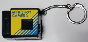 マイクロMICRO 110フィルムカメラ　キーホルダー付き
