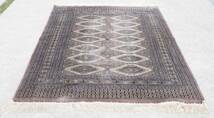 ビンテージ パキスタン手織り絨毯 ウール 1980年代 パキスタン絨毯特有の伝統的な幾何学模様が美しい一品！幅124cm 縦197cm HKS508_画像2