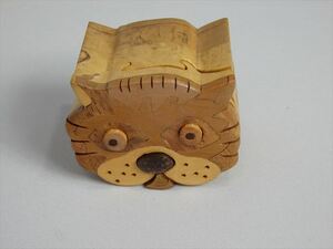 * new goods unused * hand made wooden puzzle box ( from .. gem box ) cat (BOXOLOGY work ) New York ( wooden toy )A63