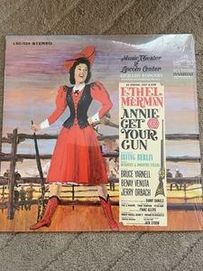 Ethel Merman Also Starring Bruce Yarnell Benay Venuta And Jerry Orbach 「Annie Get Your Gun」