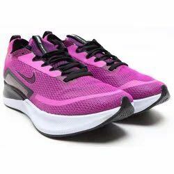 WMNS NIKE ZOOM FLY 4 CT2401-501/23.5cm гибкость . чуть более преобразованный дизайн ., пара ... выставлять ... выдающийся отталкивание . демонстрирует, пара . фиксация *