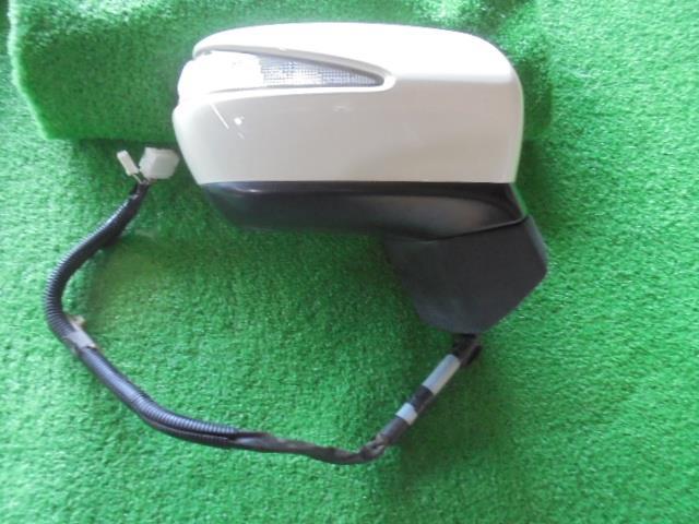 オデッセイ DBA-RB3 右サイドミラー 76208-SLE-N11 (Mogee EQ220 DBJ4)