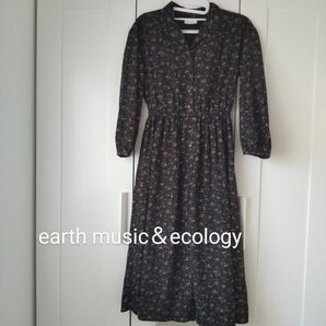 美品 earth music＆ecology ロング ワンピース小花柄　黒