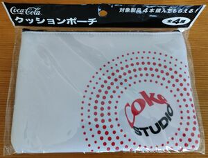 新品 コカコーラ クッションポーチ　非売品