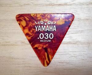 ☆YAMAHA☆ヤマハ ピック☆.030inch(約0.75mm)MEDIUM☆ベッコウ☆トライアングル型☆ジャパンビンテージ☆未使用デッドストック品 03