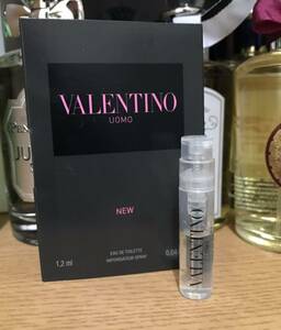 { бесплатная доставка } Valentino womobo-n in Rome o-doto трещина 1.2ml * не использовался * UOMO BORN IN ROMA EDT # Valentino # Valentino 