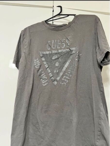 ゲス GUESS Tシャツ
