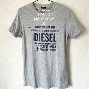 【DIESEL】ディーゼル プリントTシャツ 半袖 クルーネック 匿名配送 メンズ ロック グレー 灰色 S