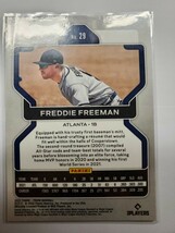 フレディ・フリーマン panini prizm baseball 2022 Freddie freeman ベースカード　ドジャース　大谷翔平　山本由伸　同僚_画像2