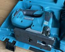 USED makita(マキタ) 14.4v充電式ジグソー JV142D jv142 本体、充電器、ケース DC18RF_画像2