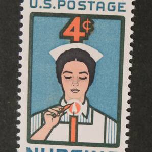 【アメリカ切手・記念切手：未使用】 看護婦100年 4c [スコット番号・1190]（評価○極美品）の画像1