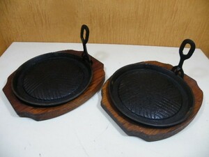 【5枚セット】焼き肉・ジンギスカン用鉄板◆鉄皿・木製プレート・ハンドル　5セット■A-579