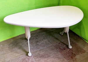 3 color equipped [kokyo made ]... triangle shape. tip-up type table W160cmD90cm #U-895