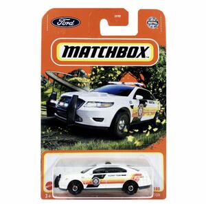 マッチボックス 2022　フォード ポリス インターセプター ホワイト　Matchbox ベーシックカー