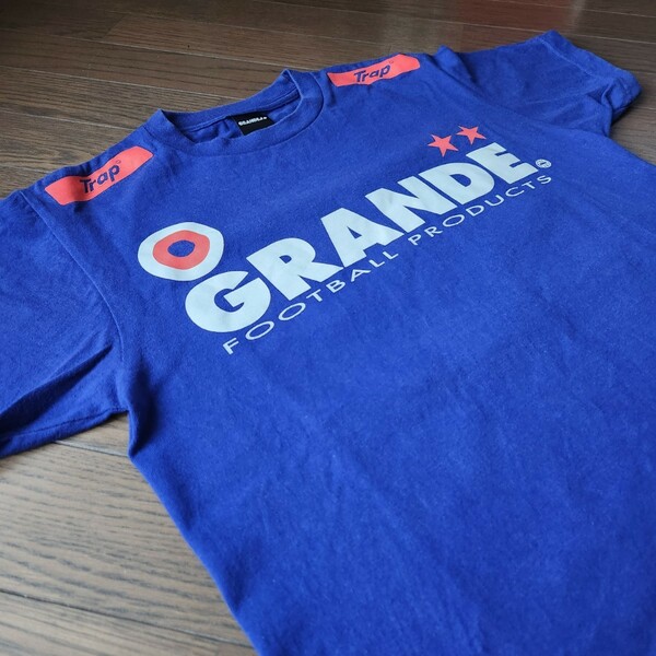 ★GRANDE製サッカー日本代表2014年ブラジルワールドカップモチーフ半袖Ｔシャツ　サイズS　グランデフットボール　