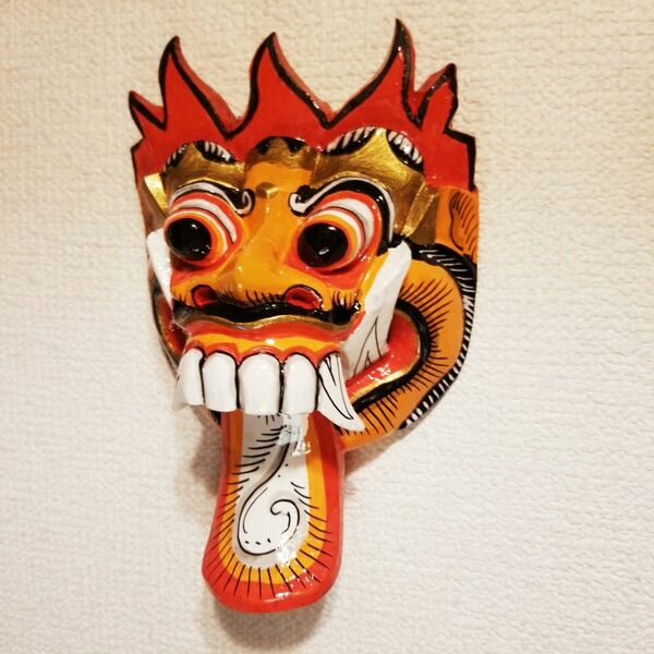 バロン 木彫り マスク バリ島 お面 インドネシア アジアン 新品 未使用 聖獣 獅子 魔除け 壁掛