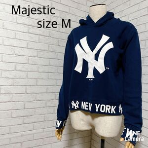 Majestic ATHLETIC ヤンキース　レディースパーカー　SIZE　M