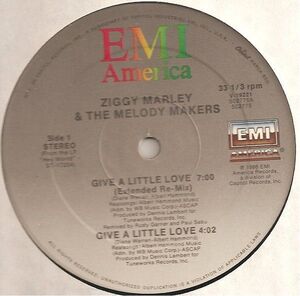 米12 Ziggy Marley & The Melody Makers Give A Little Love V19221 EMI America /00250