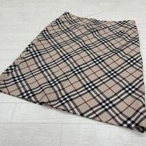 1101◎ 三陽商会 BURBERRY BLUE LABEL バーバリー ブルーレーベル タイト 台形 スカート 膝丈 チェック ベージュ レディース38_画像3