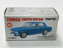 ○ＴL006 TOMYTEC トミカリミテッドヴィンテージLV-82b TOMICA LIMITED VINTEGE ダットサン　ブルーバード2ドアセダン1200デラックス_画像1