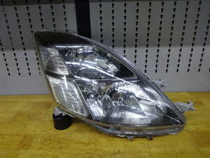 トヨタ アイシス 純正 右ヘッドライト HID ANM10W ANM15W STANLEY 44-61