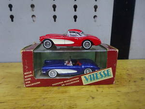 VITESSE Vitesse 1960y&DINKY Corvette 1956y 2 pcs. set HEVOLET CORVETTE