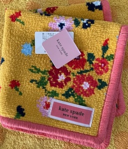 kate spade NEW YORK シェニール織　タオルハンカチ　ケイトスペード　小花柄