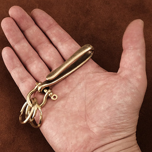 真鍮 ツリバリフック シャックルキーホルダー ( Lサイズ）かぎ針 ベルトフック ブラス メンズ レディース キーリング ゴールドの画像5