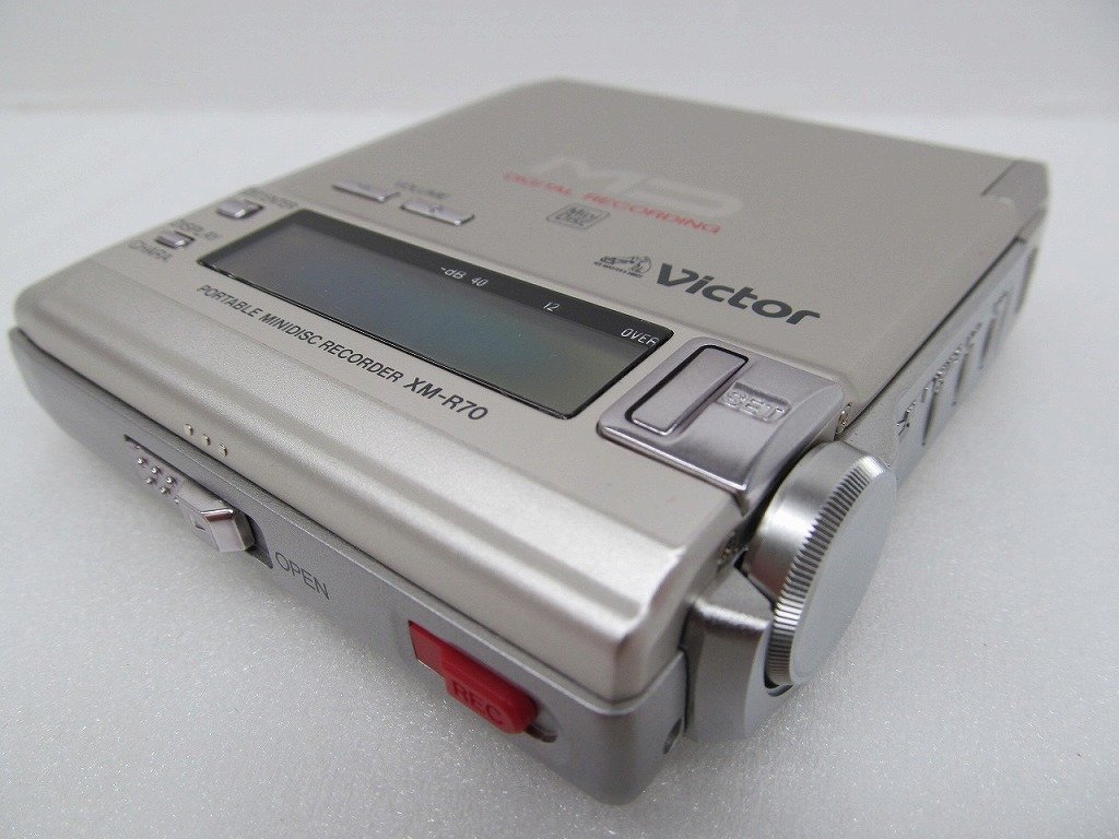 ジャンク Victor ポータブルMDレコーダー XM-R70 AC付属-