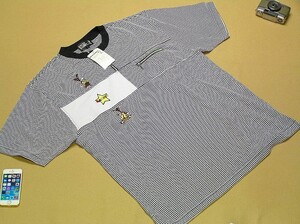 新品未使用♪ROCKY RABBIT♪遊び心のあるワンポイント刺しゅうとデザイン編みが魅力の半袖ハーフジップTシャツ L-size メンズ Men's