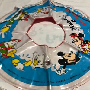 mickeyアンドhis friendsのかわいいレトロな浮き輪　裏はオレンジ色　ロープ付き　サイズ45㎝　新品未使用