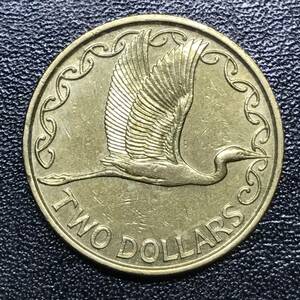 ★世界 海外 外国 コイン 硬貨！1990年！ニュージーランド 2ドル 1枚！エリザベス2世 白サギ Kotuku！★管理番号1865