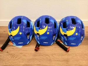 未使用 REV 子供用 自転車ヘルメット サイズ XS/S 48-52cm 対象年齢2-5歳 対象身長80-110cm 重量210g 3個まとめて 保管 現状品 k349