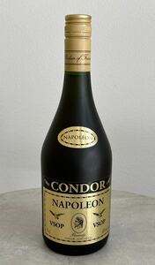 ◇【未開栓】CONDOR NAPOLEON VSOP ナポレオン700ml 40% ブランデー 箱なし 保管品◇