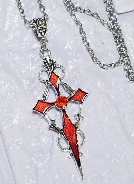 メンズネックレス　レディースネックレス　コスプレ小物　首飾り　クロス　十字架