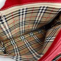 美品 BURBERRY Burberrys バーバリー ハンドバッグ ノバチェック シャドーホース ゴールド金具 レザー レッド 赤 自立可 レディース 婦人_画像9